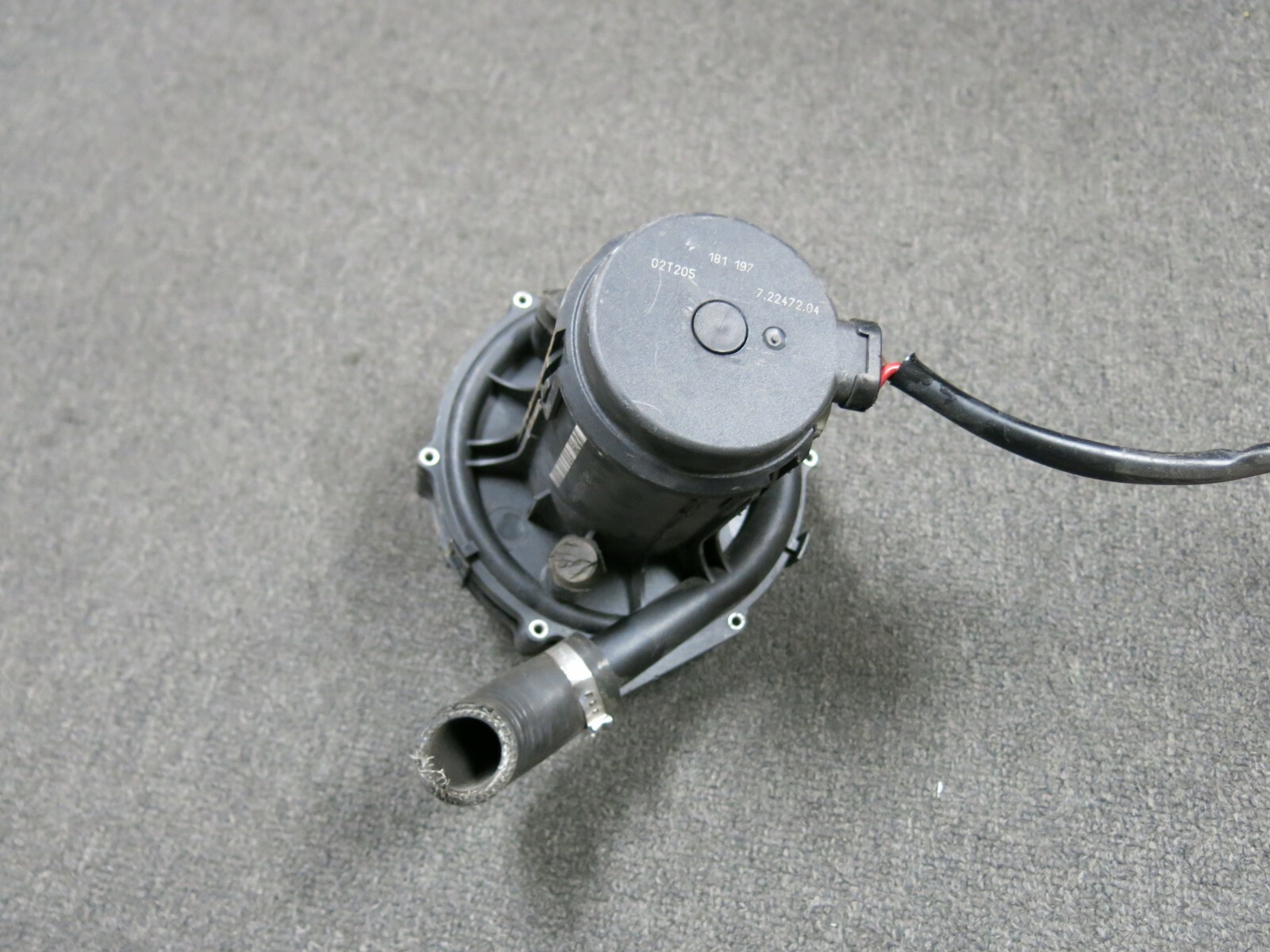 Ferrari Maserati Smog / Air Pump 72247204