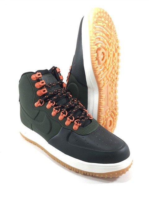 nike duck boots 18
