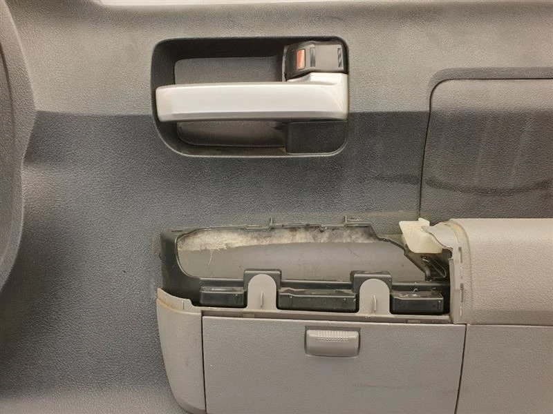 Toyota Tundra 2012 panel de moldura de puerta delantera lado del pasajero Foto 2 de 4