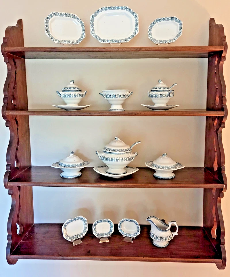 Antique Victorian Large Ornate Cherry Wood Wall 4 Tier Display Shelf, 1880s - Image 4 of 4