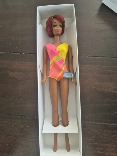 Vintage Barbie TNT CHRISTIE DOLL  w/ Swim Suit  & Wrist Tag Minty