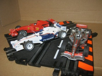 3x Formel 1 F1 Mercedes Ferrari Williams SCX Compact 1:43 Scalextric Rennbahn