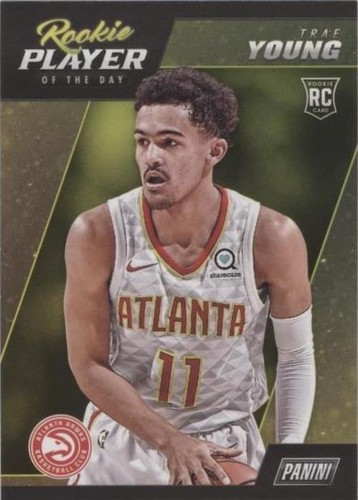 Trae Young RC auto /99シリ 2018 ENCASED TRAE YOUNG ROOKIE PATCH AUTO /99 RC BGS 9 AUTO 10