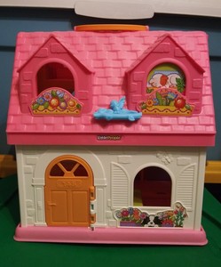 little people surprise and sounds home