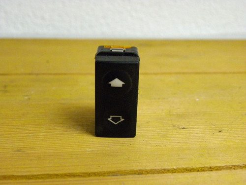 1x Original BMW E36 316i Schalter 8368941 Fensterheber BM.0544.006