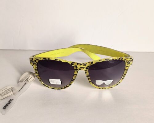 Leopard Print & Yellow Design Classic Sunglasses 100% UV Protection