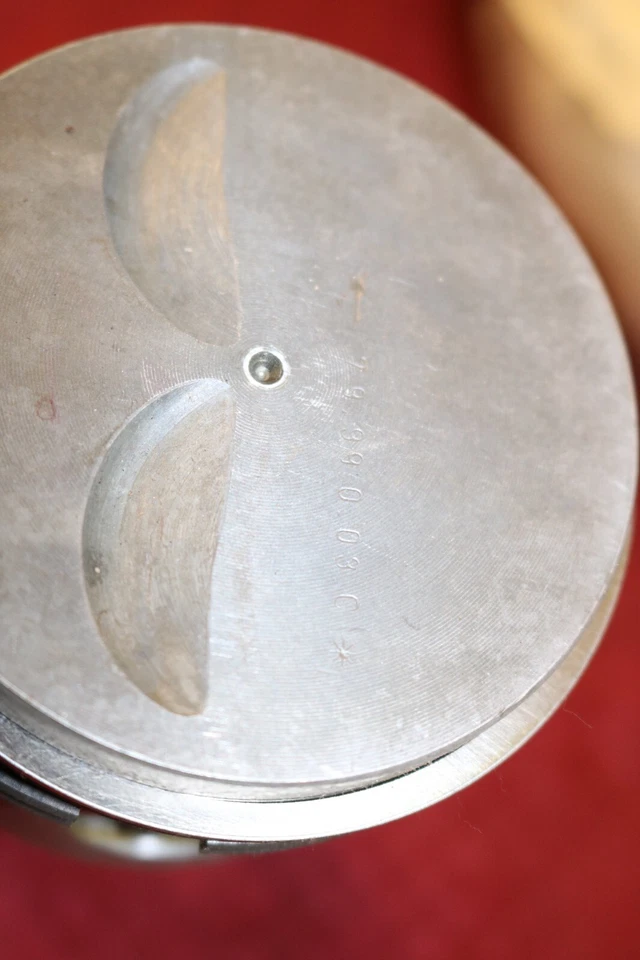 YUGO FIAT 128 X1/9 ZASTAVA 101 1116 1.1 128.A.064 NOS BIELA Y PISTÓN Foto 4 de 4