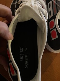 unisex game controller NES white canvas tennis shoes low top Wm Sz 8 Men Sz 6