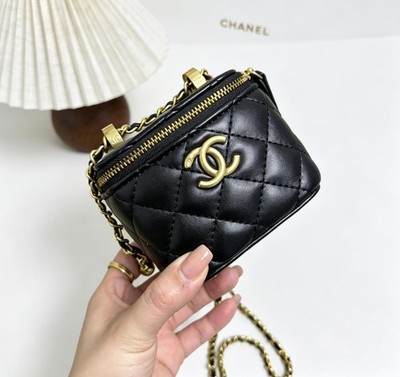 VIP-GIFT Makeup Bag Beauty Double Gold Ball Mini Box Bag Zipper Chain Crossbody