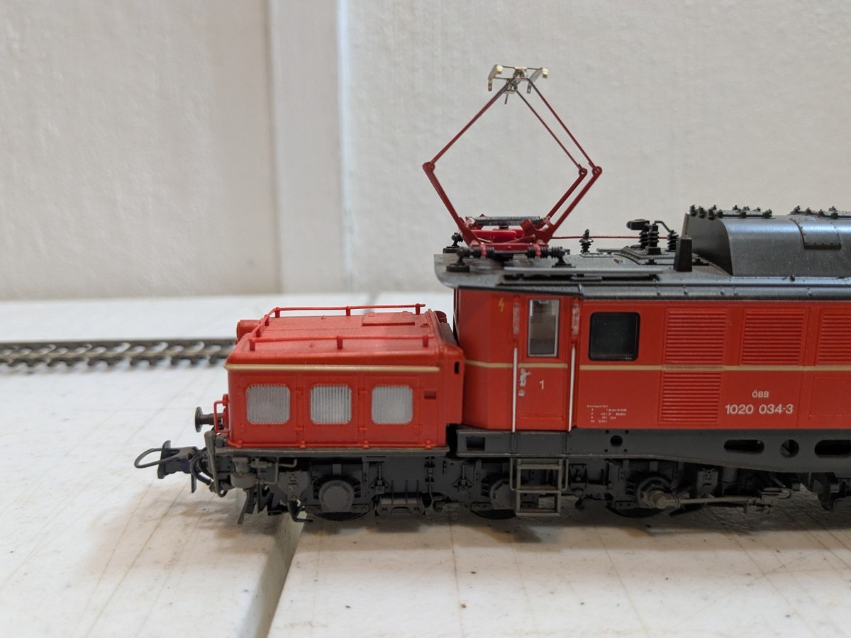 訳あり説明必読！！！　Roco7540002+6240002 H0eゲージ Roco 43485 - Class Rh 1020 006-1 'Crocodile' ÖBB Electric