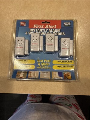FIRST ALERT 4 PACK PREMIUM WINDOWS OR DOORS ALARM NEW IN BOX