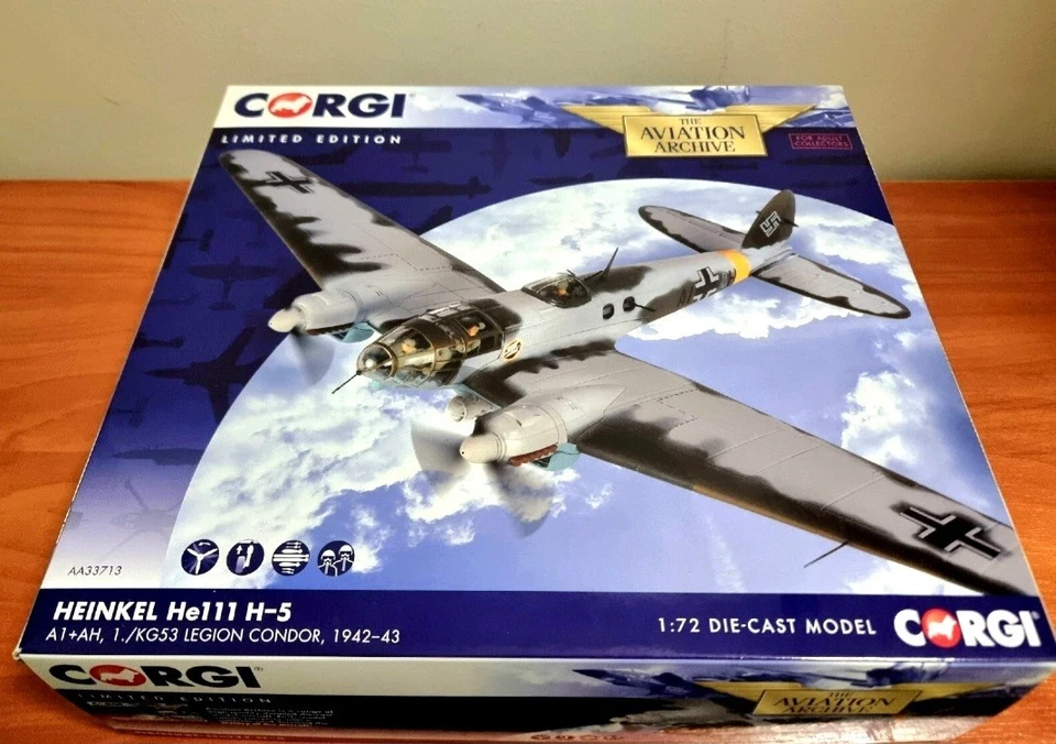 Corgi 1:72 AA33713 Heinkel He 111 H-5 1./KG 53 "Legion Condor" 1942-43. - Image 2 of 4