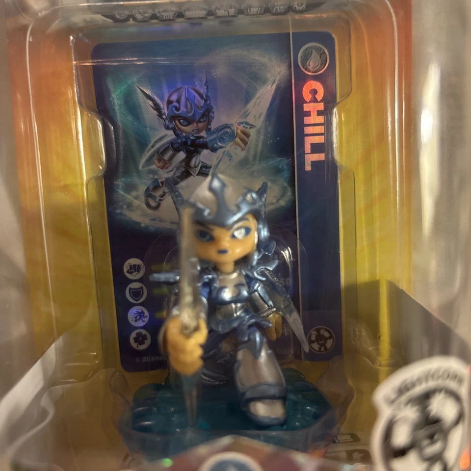 NUEVO EN CAJA *RARO* Figura Skylanders Giants LIGHTCORE CHILL Se Ilumina Foto 2 de 4