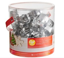 Wilton 18 pc Holiday Christmas Metal Cookie Cutter Cutters Set NEW