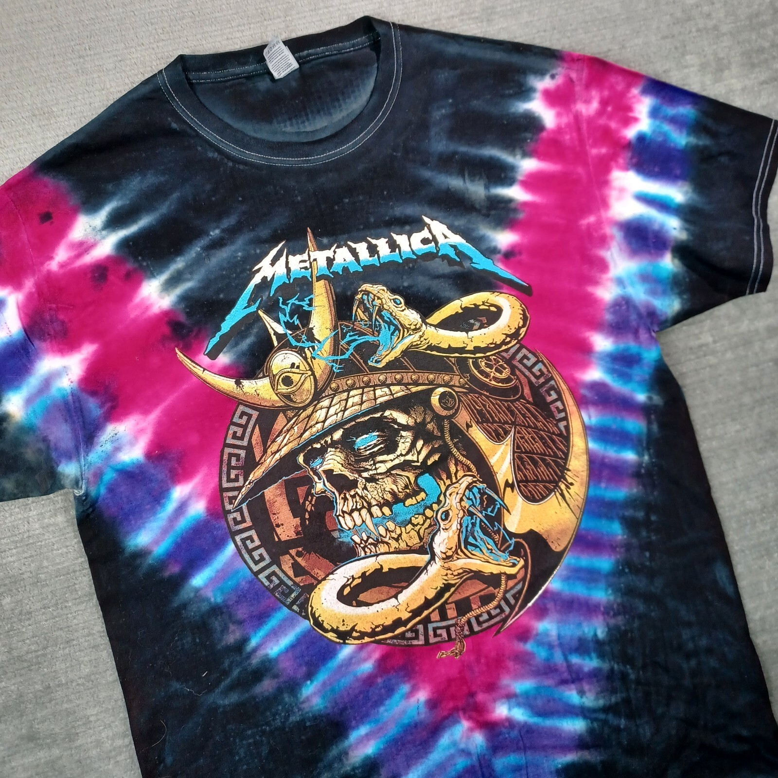 Metallica Tour T Shirt Mens Large Black Samurai Skull Snake Tie Dye AOP