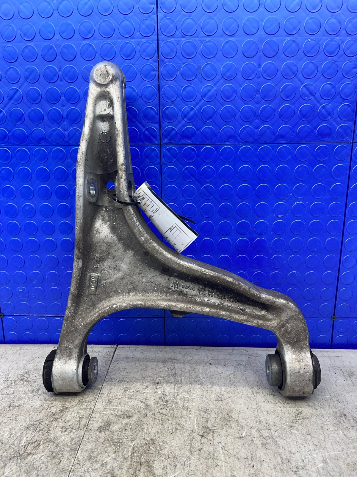 2017 2018 2019 2020 2021 2022 MASERATI LEVANTE OEM FRONT LEFT LOWER CONTROL ARM