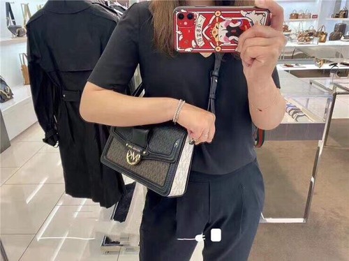 Michael Kors Jessie Medium Two-Tone Logo Shoulder Bag Style# 30S0GI6L2V - Picture 7 of 8