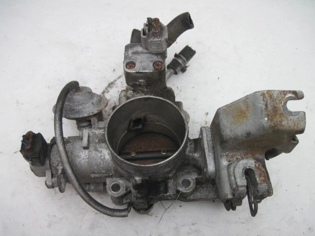 Used Fuel Injection Throttle Body fits: 1999 Toyota Solara 6 cylinder AT Grade A Foto 2 de 4