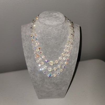 Vintage c1950s 18'' 3-Strand Aurora Borealis Iridescent Graduated Bead Necklace