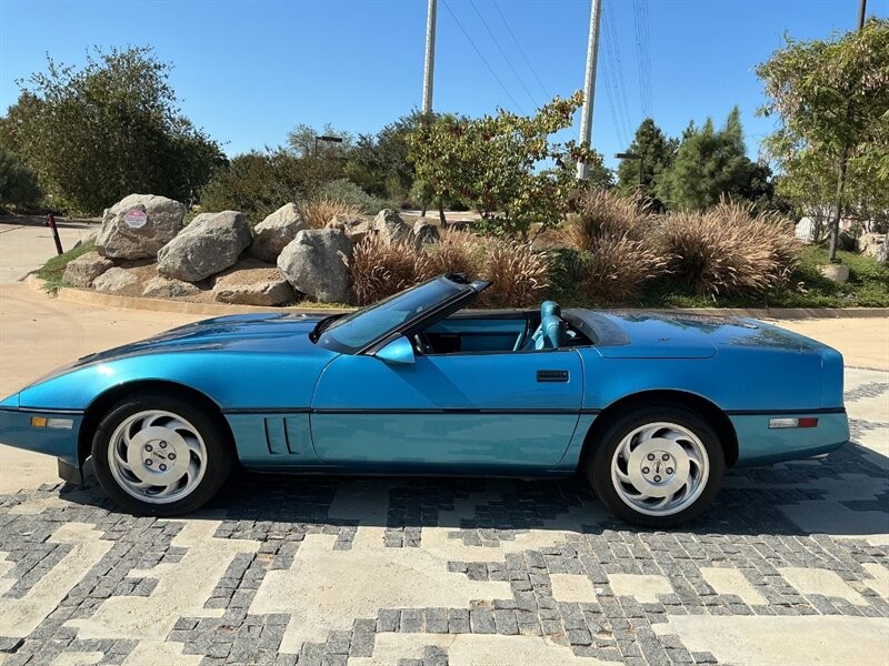 1988 Blue Chevrolet Corvette   | C4 Corvette Photo 7