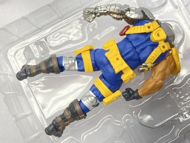 Revoltech Amazing Yamaguchi Marvel Comics Cable Figure