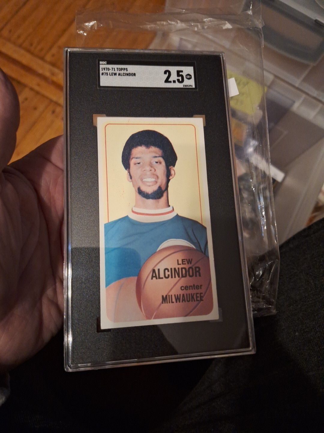 1970-71 Topps Lew Alcindor #75 SGC 2.5