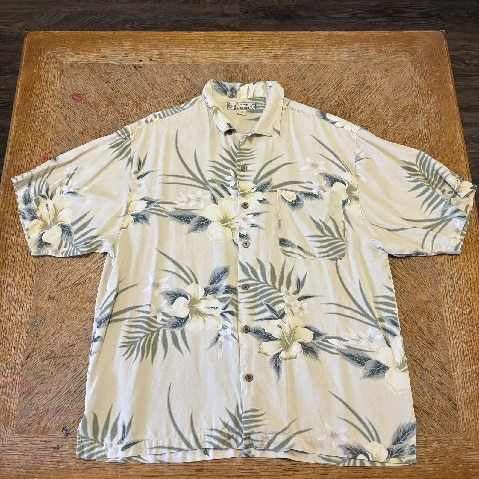 Vintage Tommy Bahama Shirt Mens Large Yellow Silk Hawaiian Vacation Button Up
Opens in a new window 