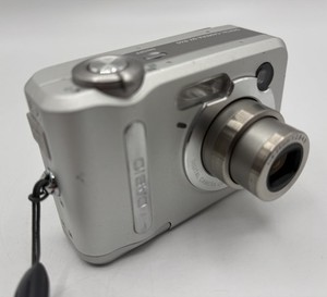 Casio QV R40 4.0MP Digital Camera - Silver
