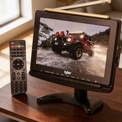 Tyler TTV706 10  Portable Widescreen 1080P LCD TV Remote Antennas HDMI USB NEW