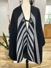 Soft Surroundings Poncho Wrap Whistler Cape Black Gray One Size Excellent