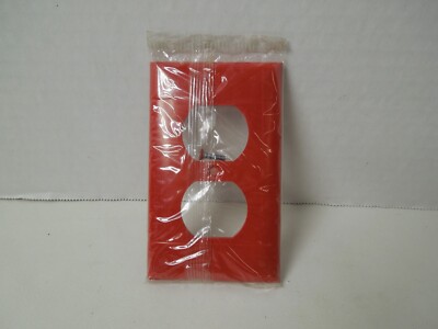 Sierra Electric P8 RED 1-gang plastic duplex receptacle plate std size - NEW