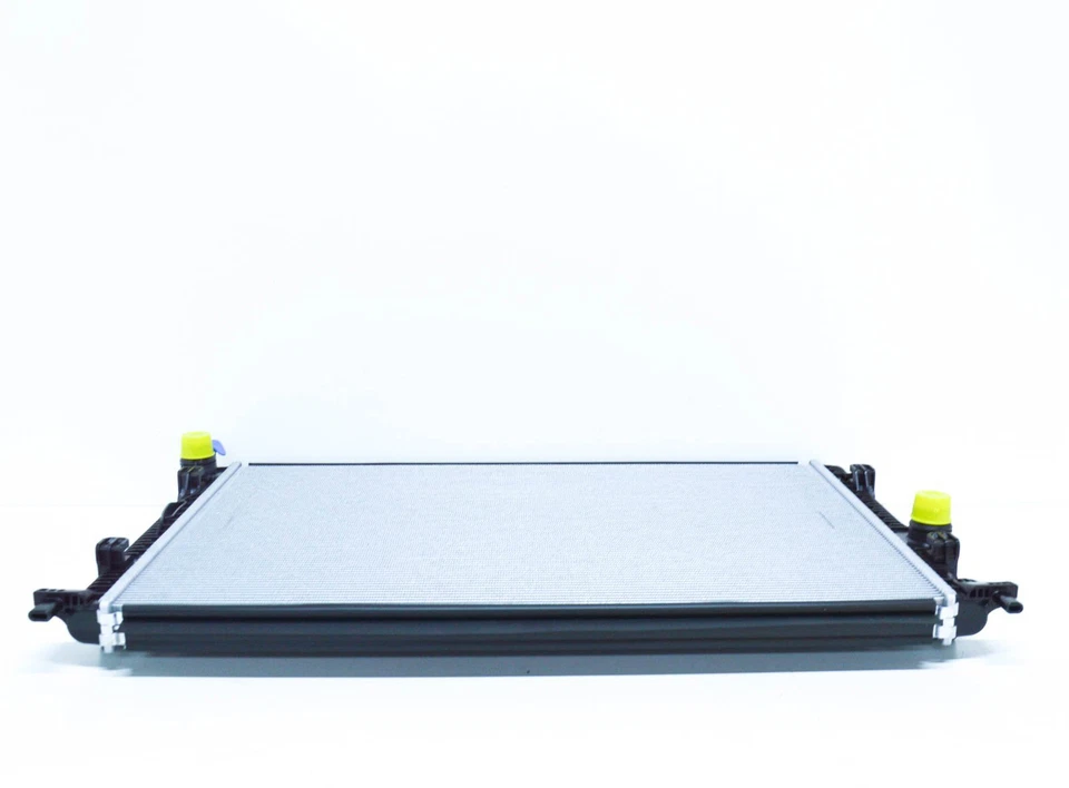 AUDI RS3 8V Engine Cooling Radiator 8V0121251B NEW GENUINE Foto 4 de 4