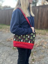 New Handmade Christmas Tree purse with pockets, shoulder straps