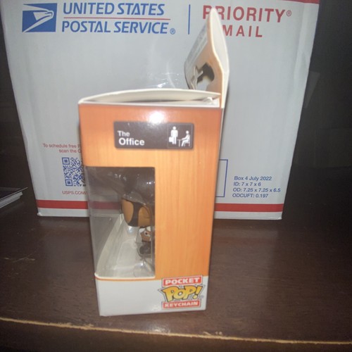 Funko Pop! Pocket Keychain The Office Darryl Philbin - Picture 4 of 5