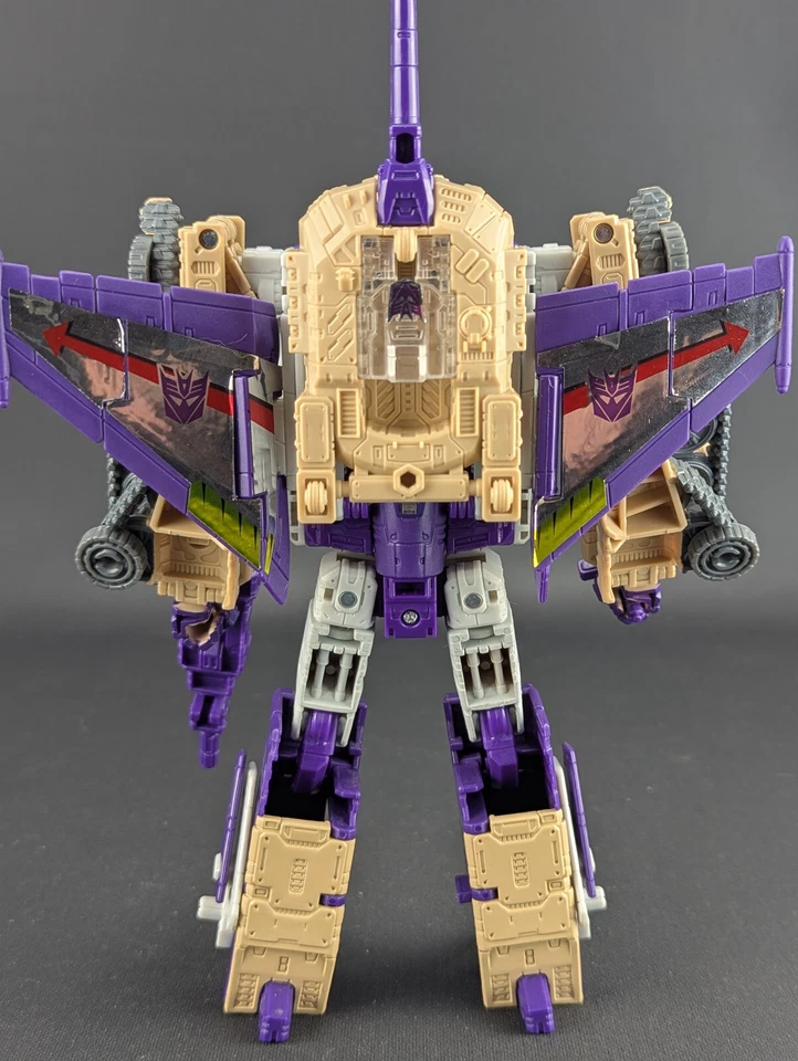 Transformers Titans Return Blitzwing complete Hasbro Generations Voyager Class - Image 3 of 4