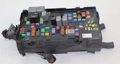 2010 - 2014 Cadillac Escalade Fuse Box Relay Junction Block 25941368-01 OEM
