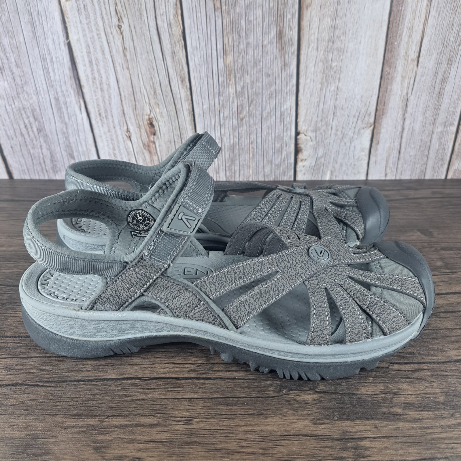 Keen Rose Sandalo da trekking outdoor con cinturino da donna taglia 9 5 Gargoyle Raven (VGC)