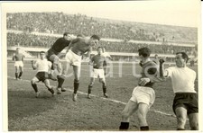 1940 ca Calcio TORINO-TRIESTINA Giocatori in azione davanti porta *Fotografia