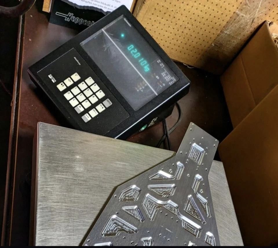 Reely Carbon Fighter 3 Tuning Alu Bodenplatte Geschlossen - Bild 2 von 2