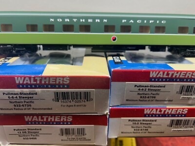 NORTHERN PACIFIC - LOEWY 2-TONE SLEEPER 4 pack HO Scale w/INTERIOR NEW RTR OOP