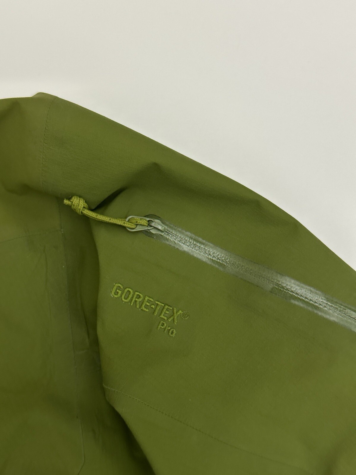 ARC'TERYX Arc’teryx Theta AR Giacca Verde Uomo L Large Gore Tex Pro