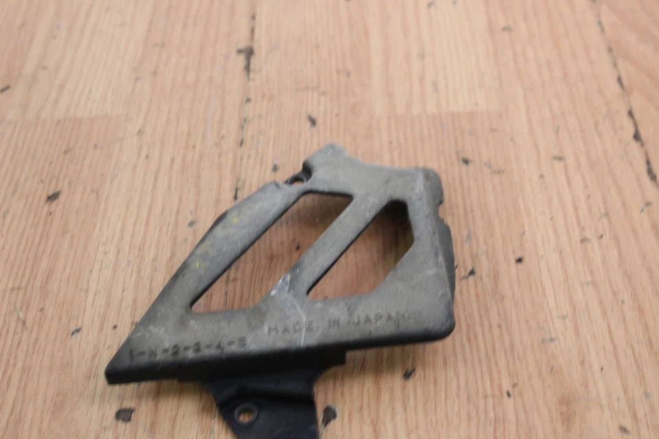 Cubierta de piñón de contraeje Yamaha TT600 1984 Foto 2 de 4