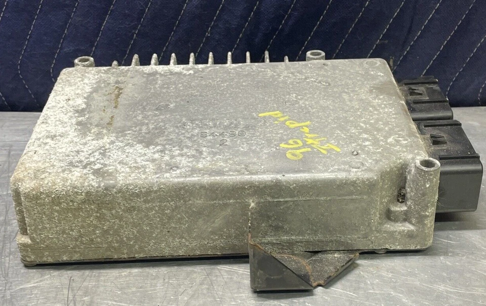 1996 Dodge Intrepid Chrysler Concorde 3.3L Engine Control Module 4606942 OEM Foto 4 de 4