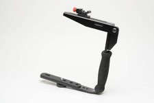 Flashpoint Quick flip 35mm camera flash bracket, Nice  Clean