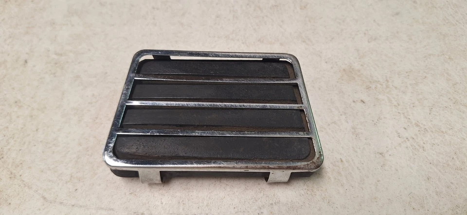  Cubierta de pastillas de embrague y pedal de freno Cal Custom 1976 Hot Rat Rod coche de carreras vintage Foto 2 de 4