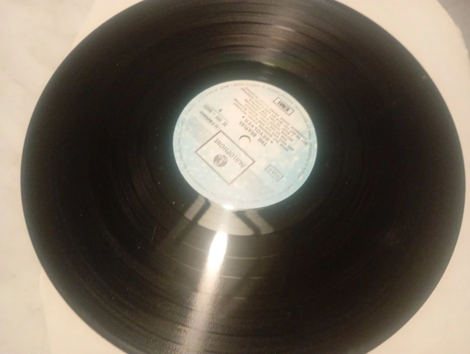 Beatles Revolver LP, foto 3 di 4