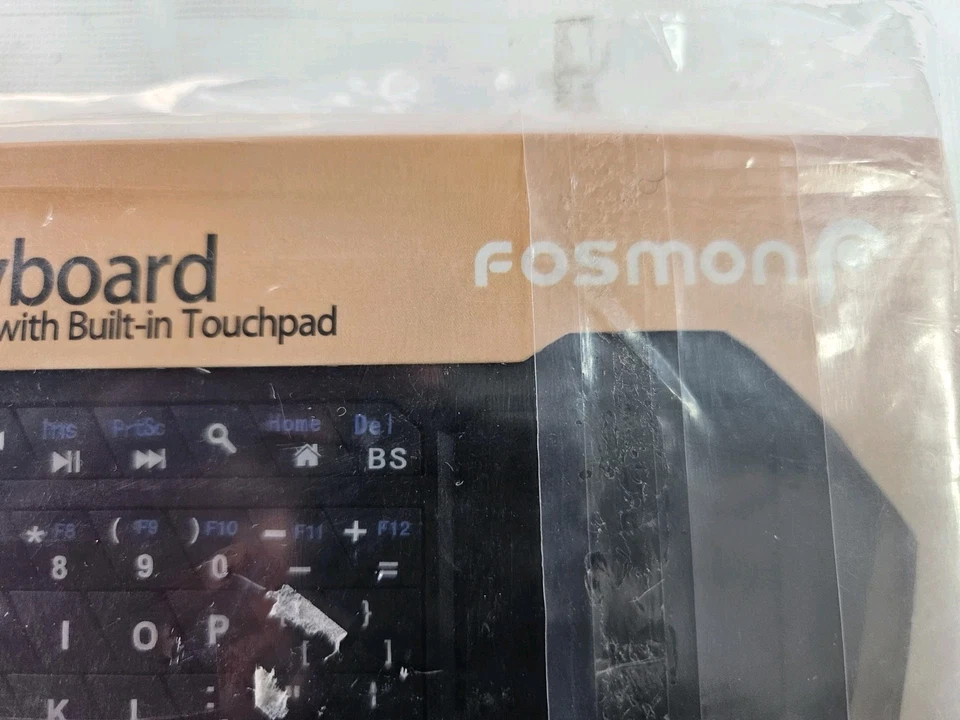 Fosmon 23022KB Mini Bluetooth Keyboard Built In Touchpad Backlit Wireless Qwerty - Image 3 of 4