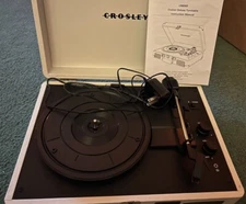 Crowley CR8005DP-RE1 cruiser plus Vintage 3 Speed  In/out Record Player