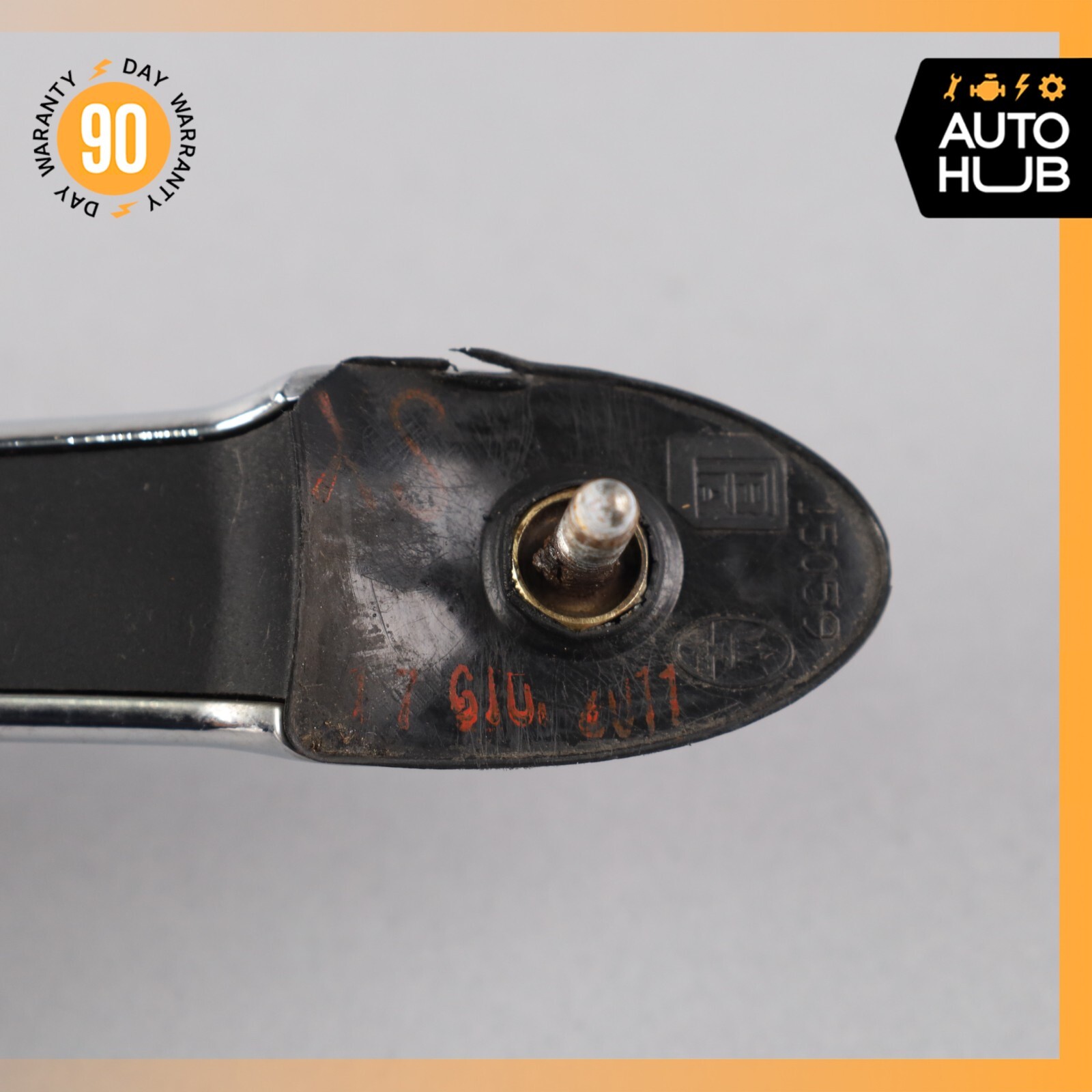 08-19 Maserati GranTurismo M145 Front Left Side Door Handle Chrome OEM