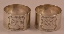 Paar Serviettenringe von 1901 Adelsbesitz Wappen Sterling Silver napkin rings